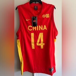 NWT-Nike Men’s Yi Jianlian 14 China Fiba Basketball Jersey